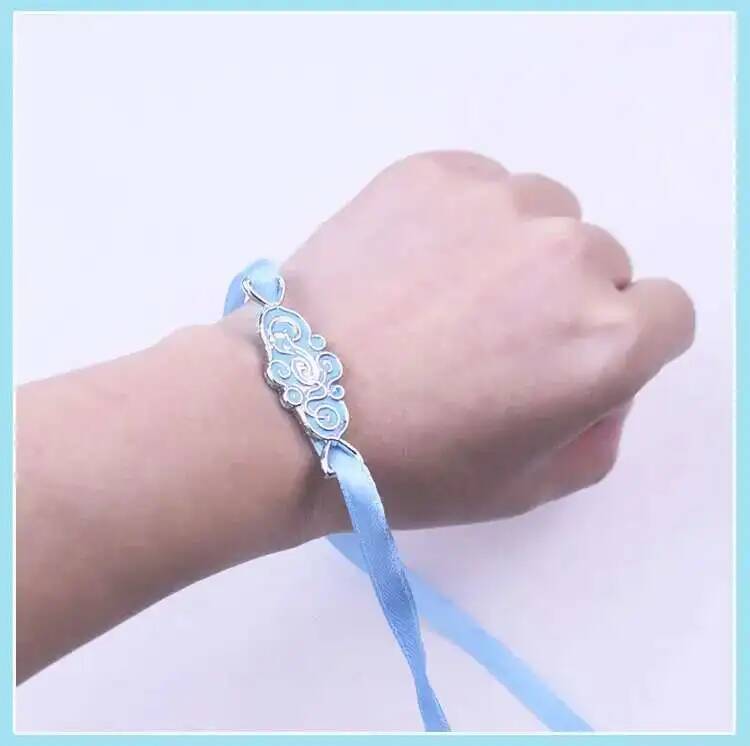 1 قطعة غراندماستر من شيطاني زر - مراجعة Women Knight Accessories وسعره