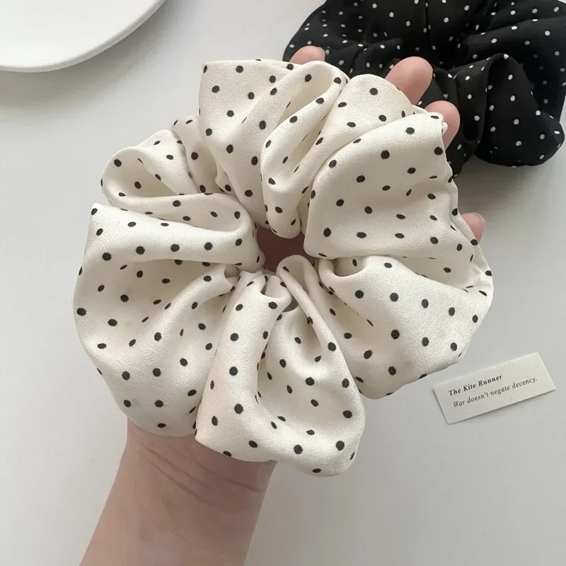 قطعتان من ربطات الشعر الأنيقة  - مراجعة Women Knight Accessories وسعره
